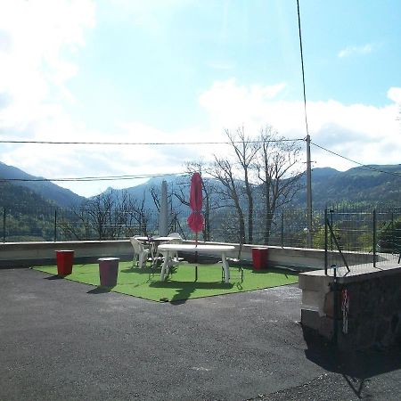 Vacances Au Pied Des Monts Du Cantal Laveissière المظهر الخارجي الصورة